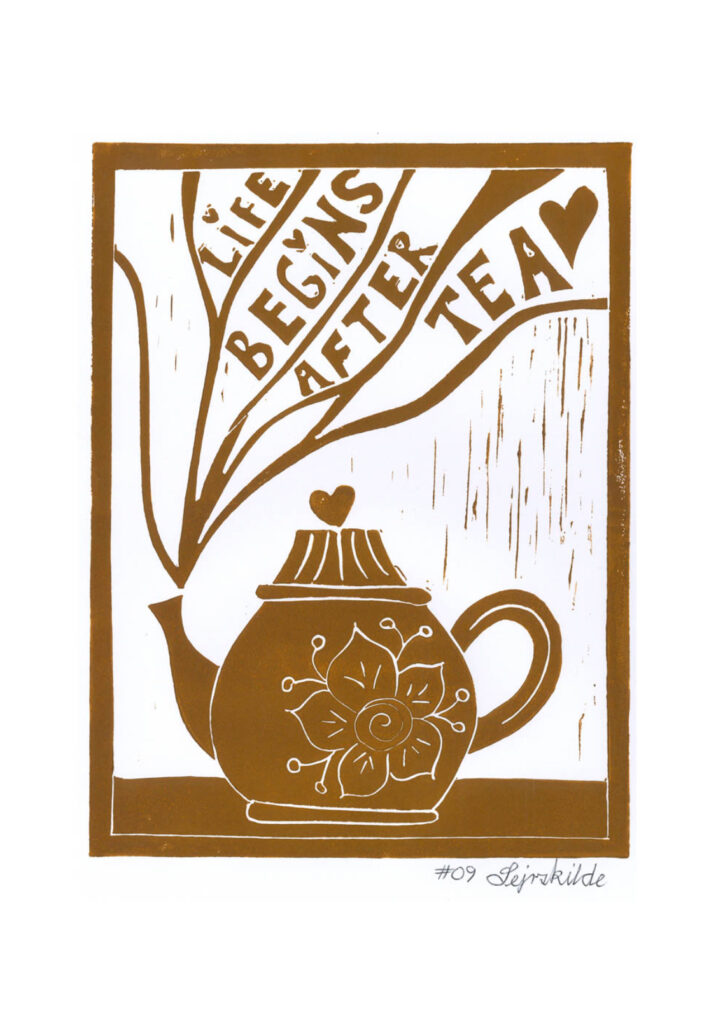 Life begins after Tea - brun