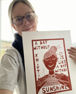 A day without knitting - terracotta